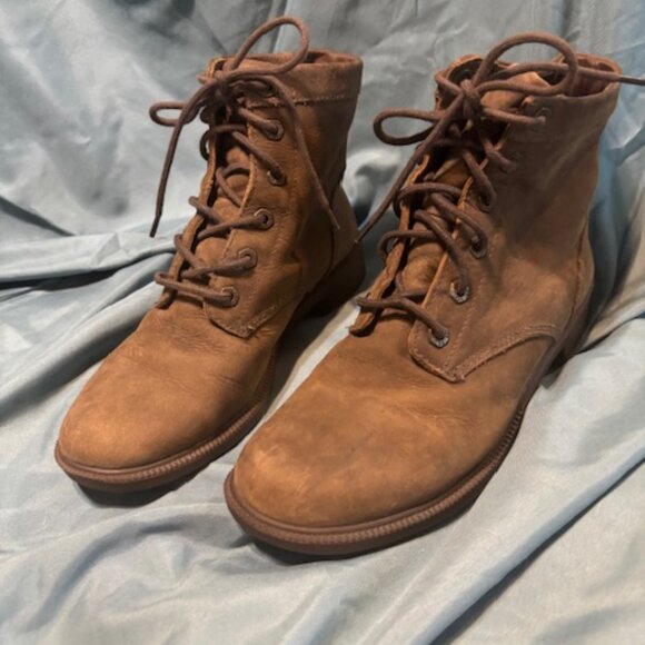 Kodiak Camel Brown Nubuck Waterproof Boots Women's 9 - Picture 1 of 14